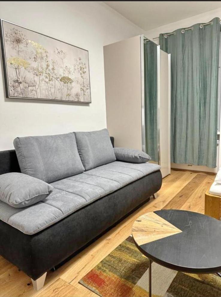 Cozy Studio In Ottakiring Area Vienna Exterior photo
